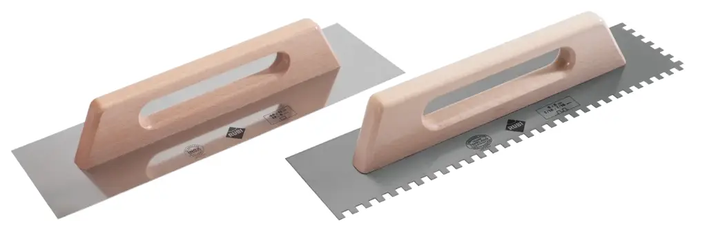 TALOCHES ET PEIGNES 48 cm. MANCHE BOIS FERME